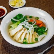 Pho Tofu and Vegetable Soup (V)(VG)